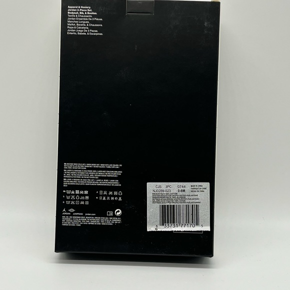 Jordan baby body suit 3 piece - Picture 2 of 2